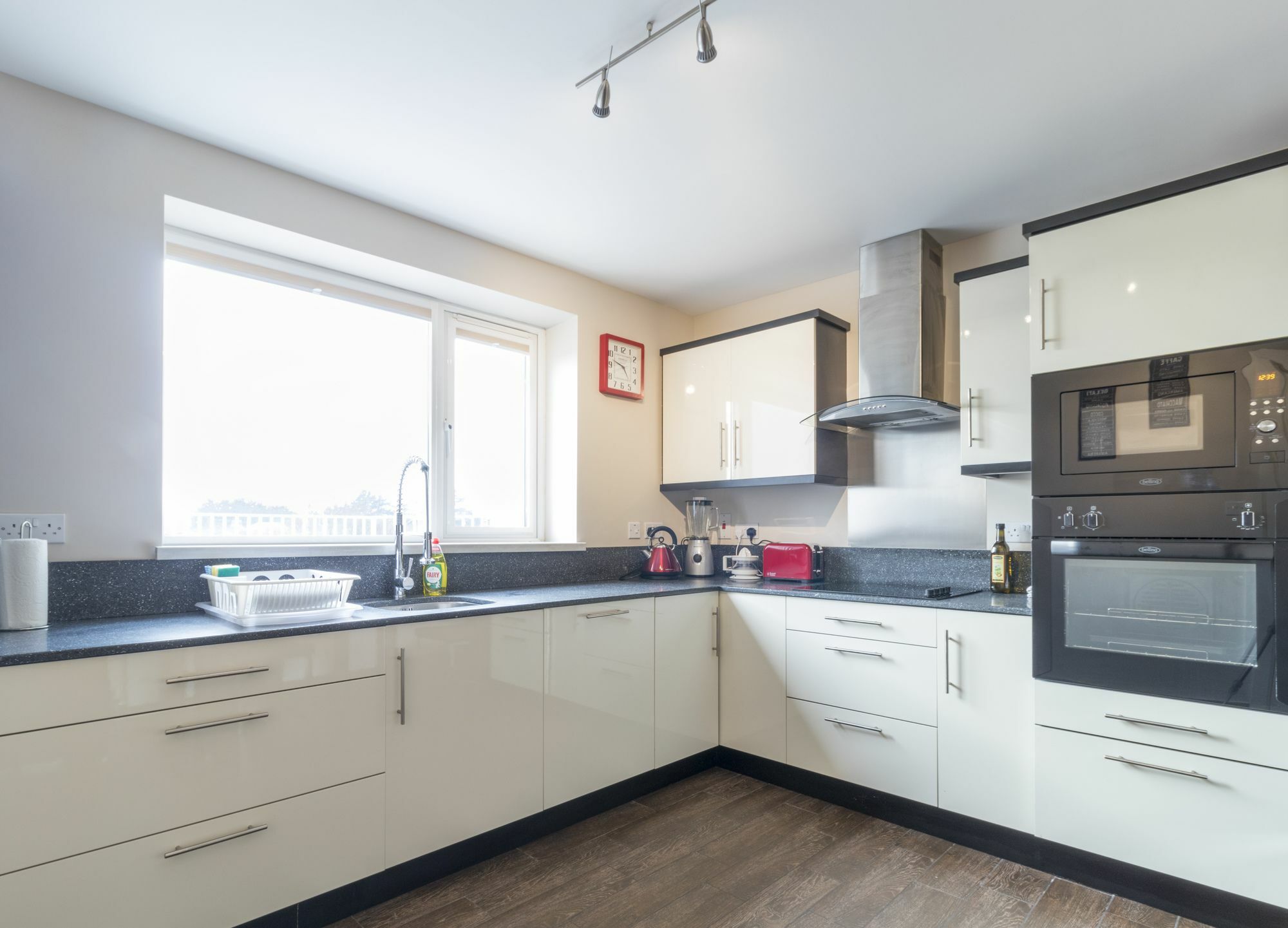 Broc House Suites Dublin Exterior foto